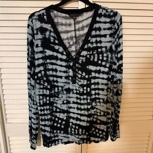 Rock & Republic Black and White Tie-Dye Henley